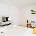 Deluxe With A Terrace View At Old Gate 3*