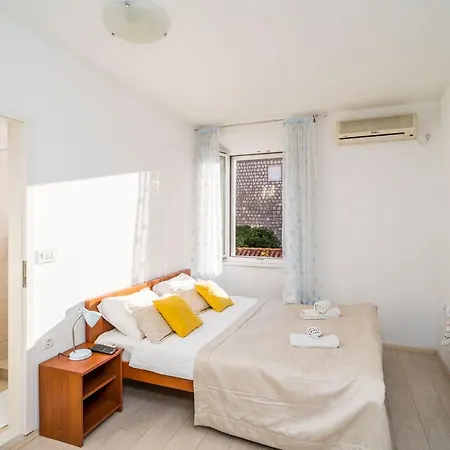 Guest house Deluxe With A Terrace View At Old Gate