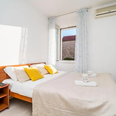 Guest house Deluxe With A Terrace View At Old Gate Dubrovnik