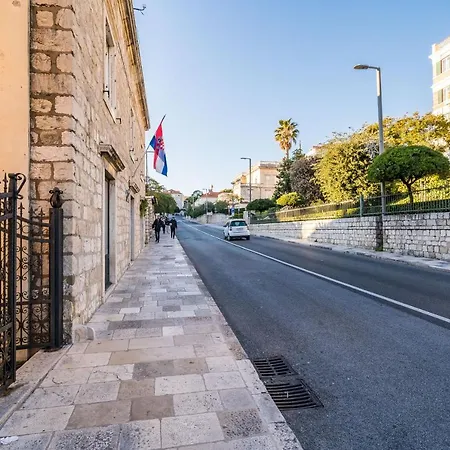 Penzion Deluxe With A Terrace View At Old Gate