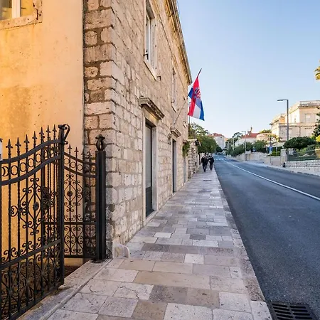 Penzion Deluxe With A Terrace View At Old Gate 3*