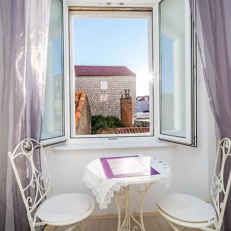 Deluxe With A Terrace View At Old Gate