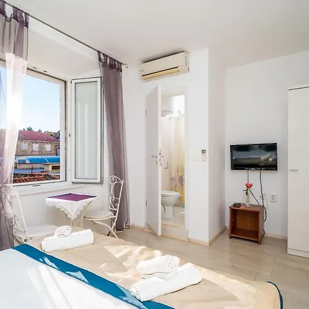 Deluxe With A Terrace View At Old Gate