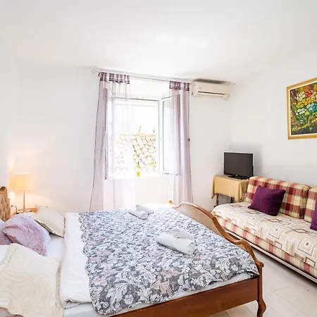 Penzion Deluxe With A Terrace View At Old Gate Dubrovník