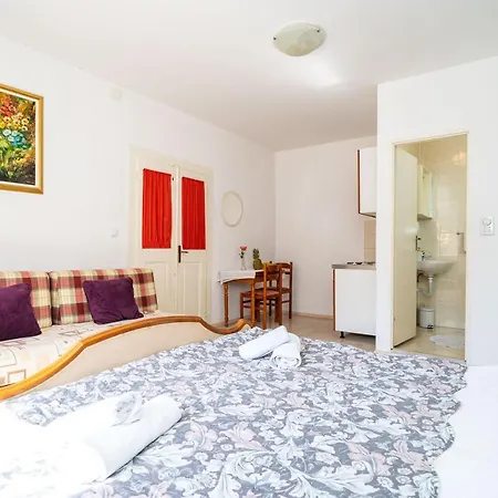 Deluxe With A Terrace View At Old Gate Guest house