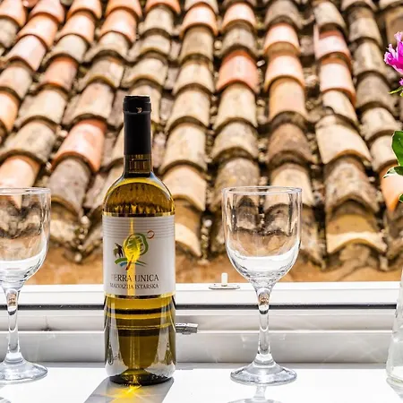 Deluxe With A Terrace View At Old Gate