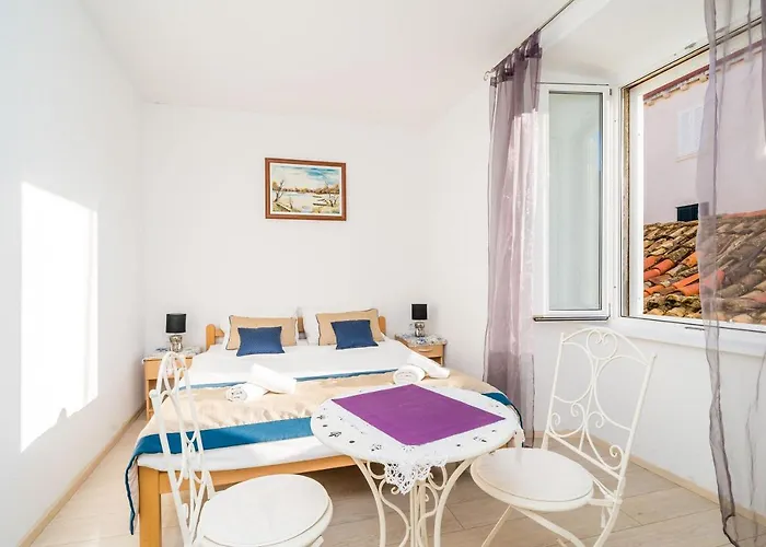 Deluxe With A Terrace View At Old Gate Guest house 3*