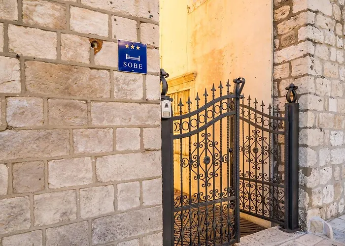 Deluxe With A Terrace View At Old Gate 3* Dubrovnik