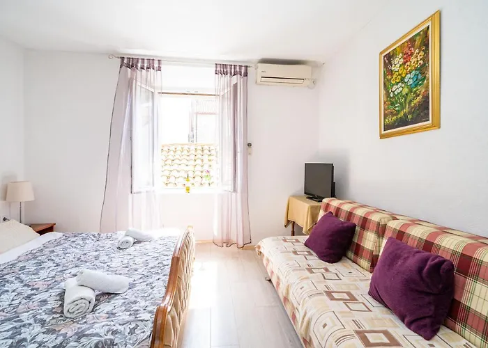 Deluxe With A Terrace View At Old Gate Guest house 3*