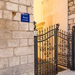 Deluxe With A Terrace View At Old Gate 3* Dubrovnik